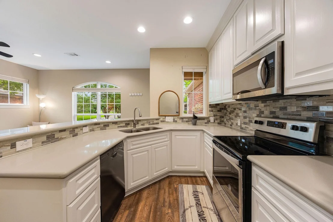 Photo of 5234 Weston Drive