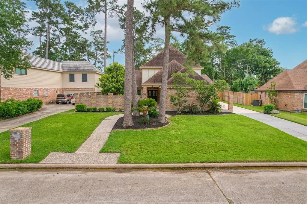 Photo of 15803 Winding Moss Drive