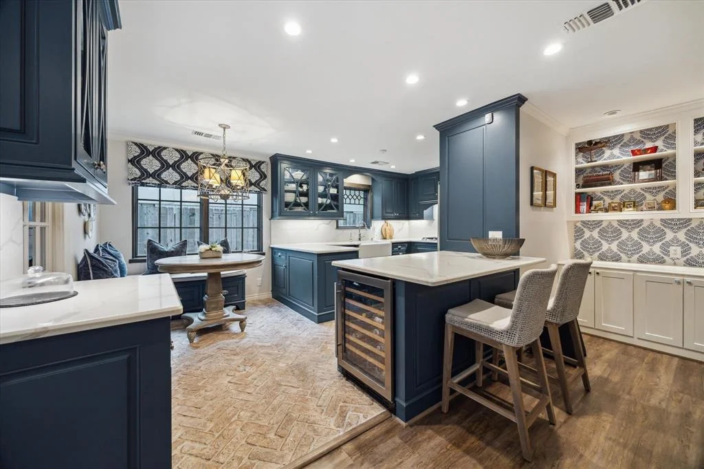 Photo of 10051 Olympia Drive