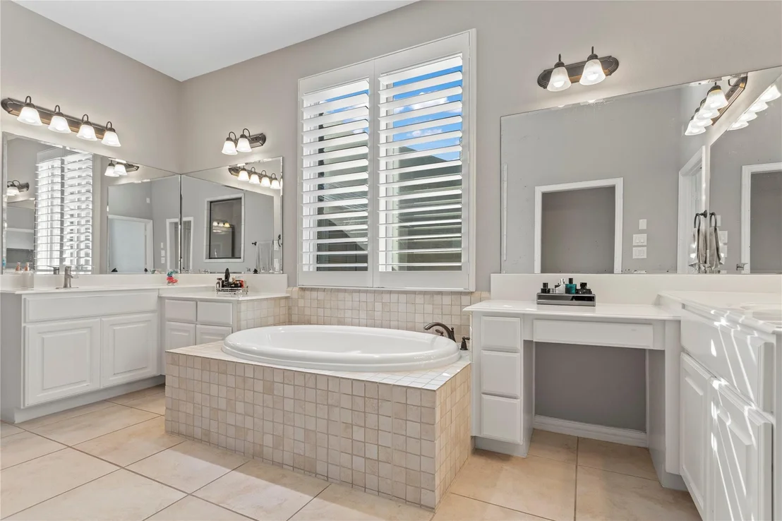 Photo of 5203 Jackson Park Lane