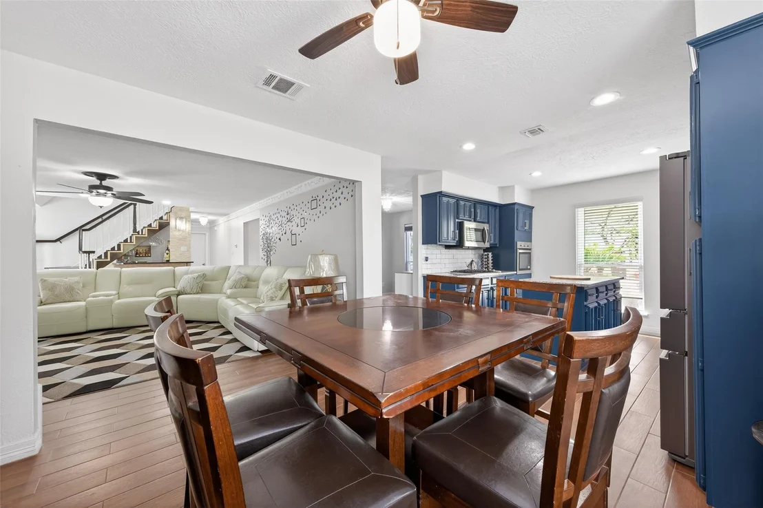 Photo of 5722 Arncliffe Drive