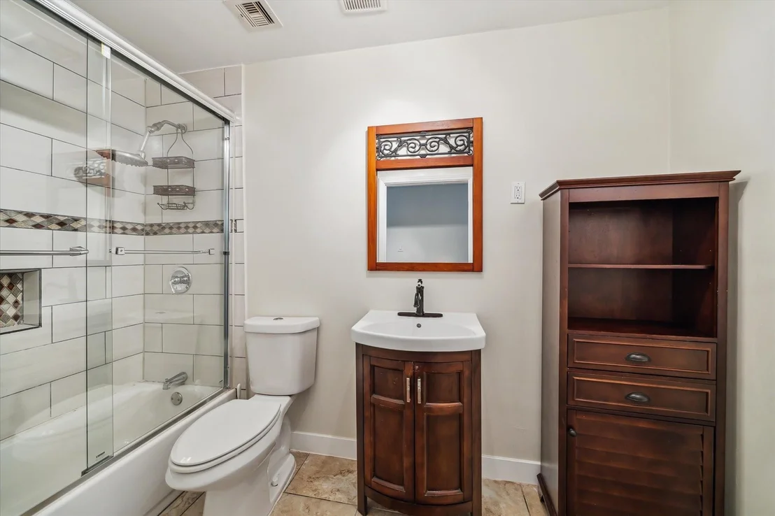Photo of 5830 Ludington Drive
