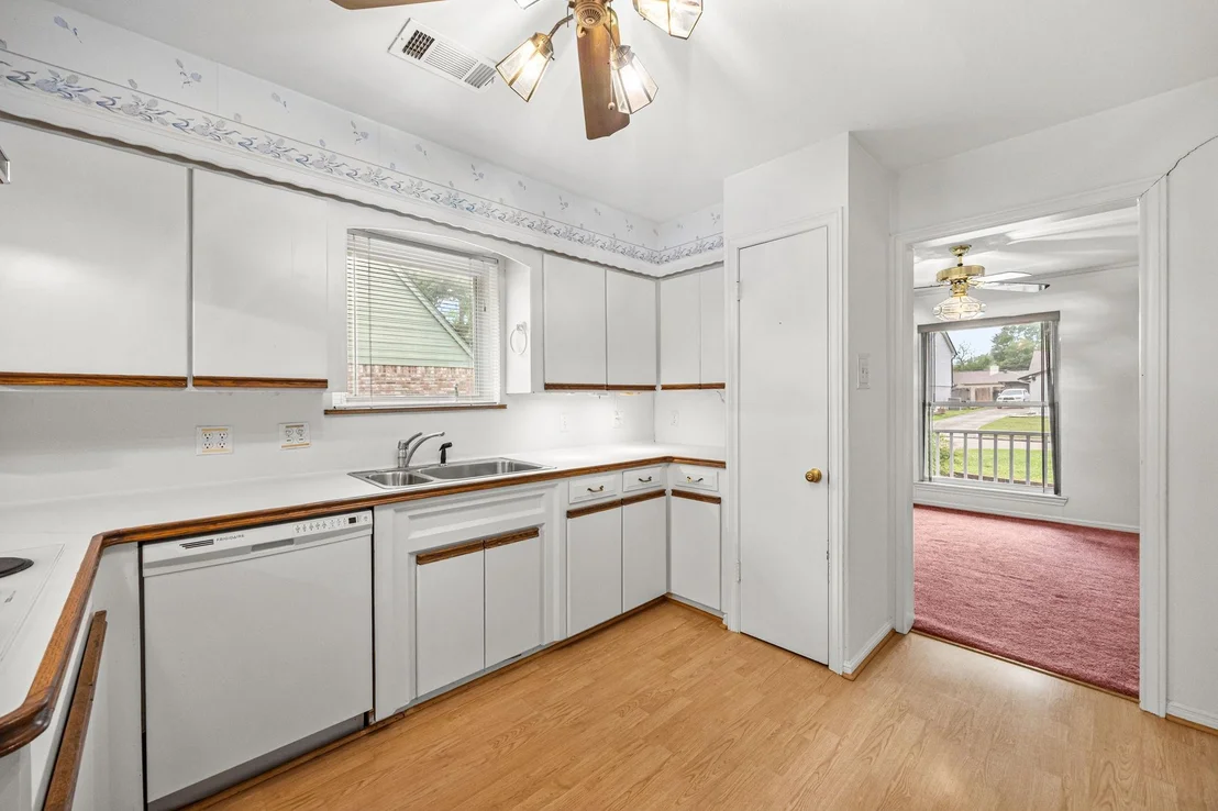 Photo of 11407 Valley Spring Drive