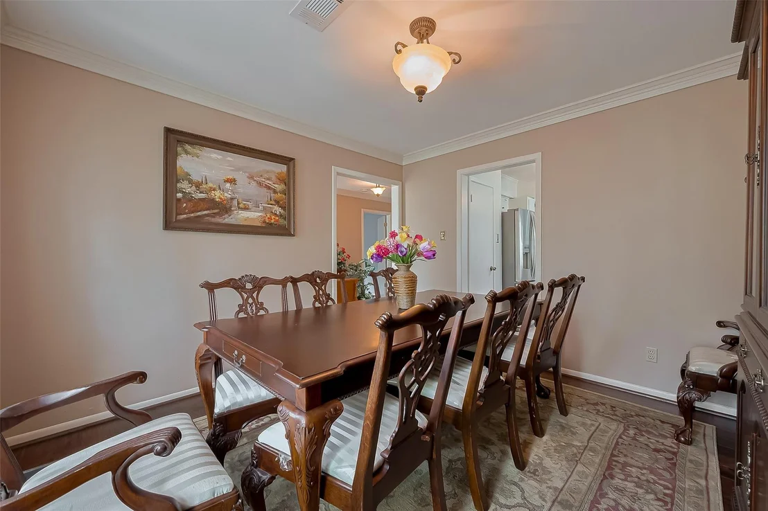 Photo of 14626 Ravenhurst Lane