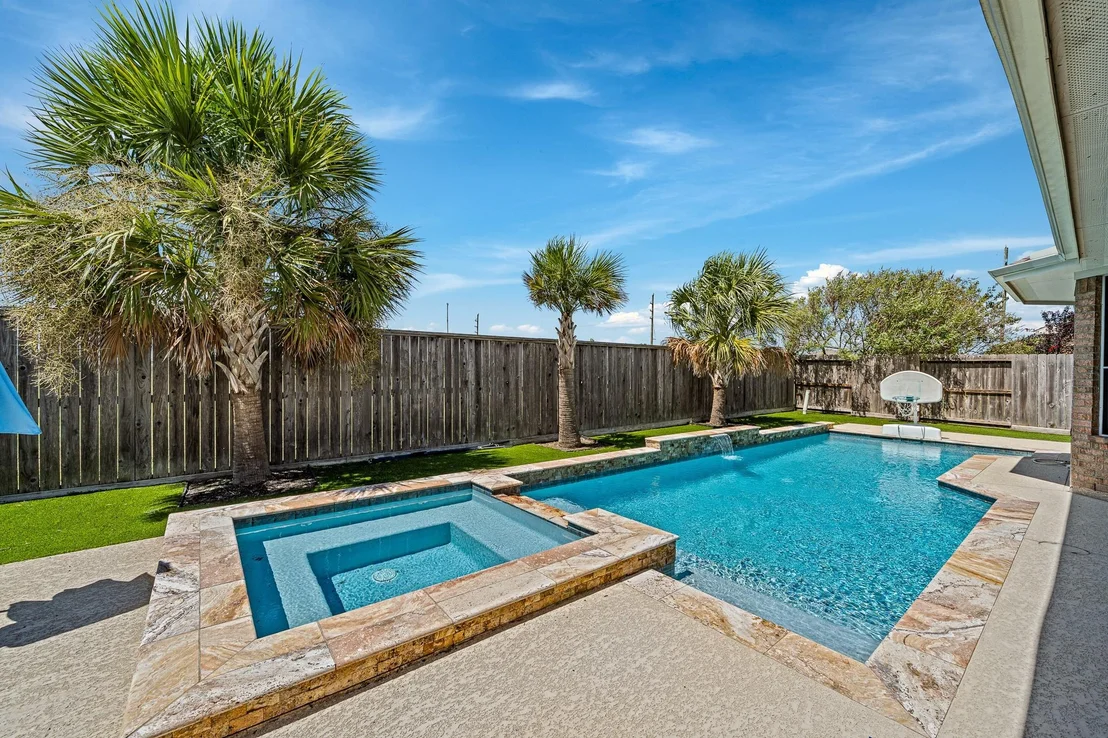 Photo of 17815 Gables Bend Drive