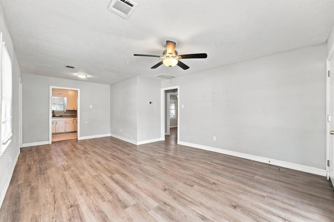 Photo of 409 Alastair Drive