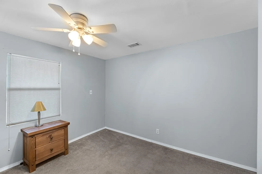 Photo of 518 Marine Way