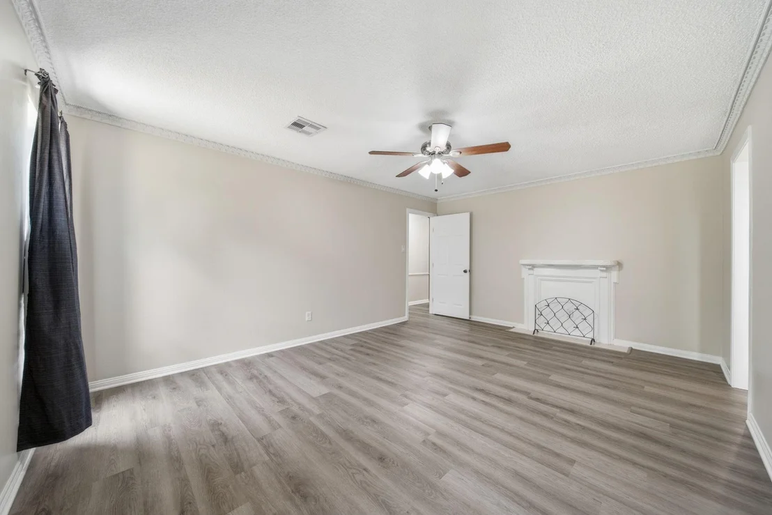 Photo of 626 Magic Oaks Drive