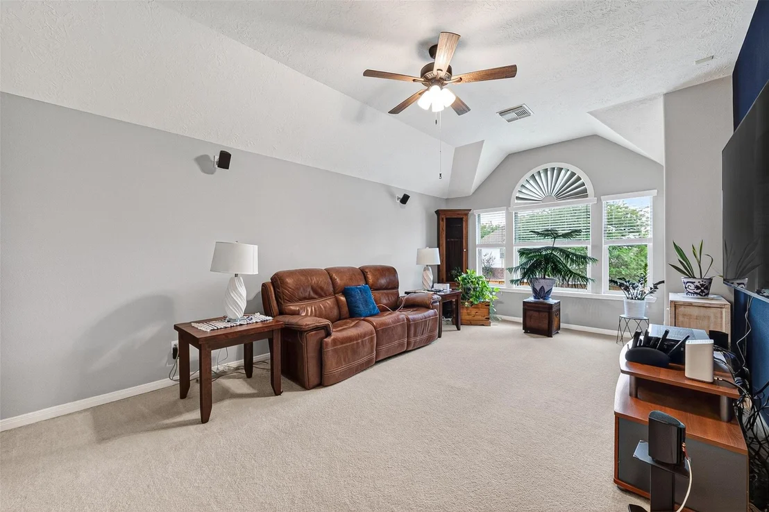 Photo of 1810 Silver Brook Lane