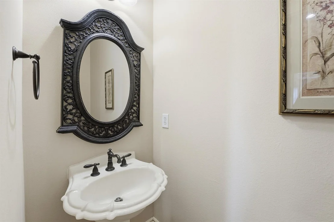 Photo of 16018 Lower Lake Drive