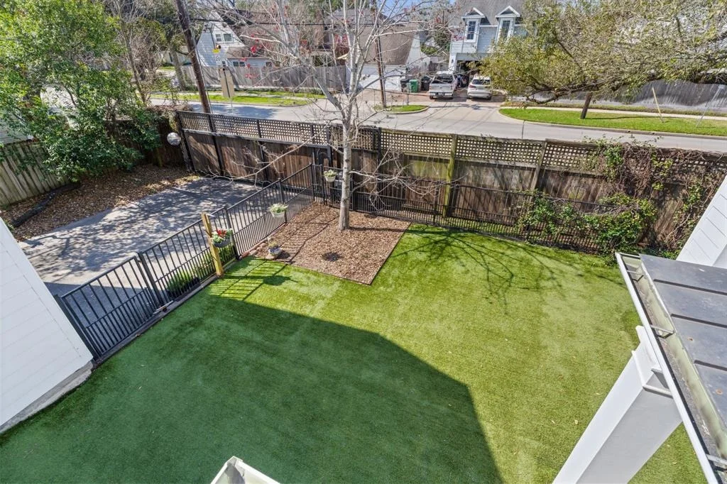 Photo of 2247 Dryden Road