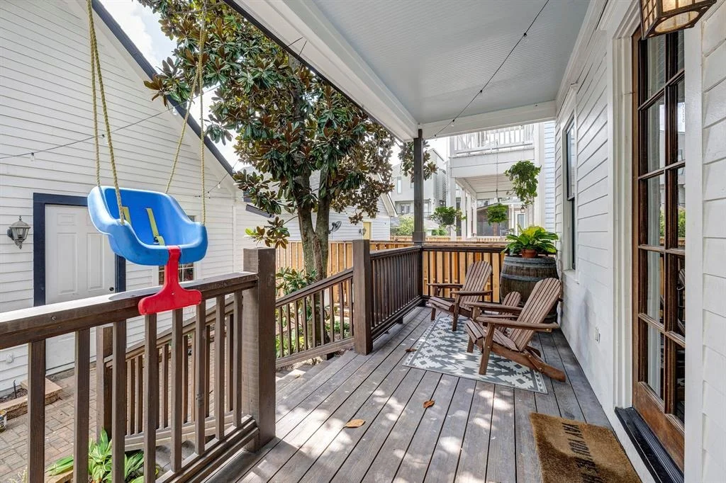 Photo of 818 Waverly Street