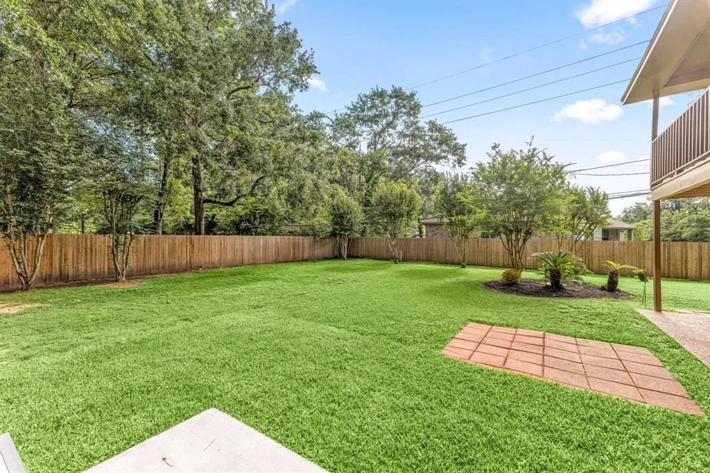 Photo of 26418 Maplewood Drive