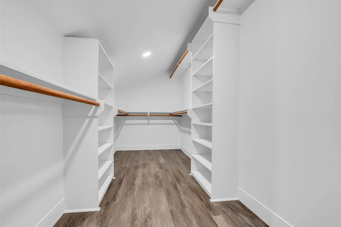 Photo of 1810 N Red Cedar Circle