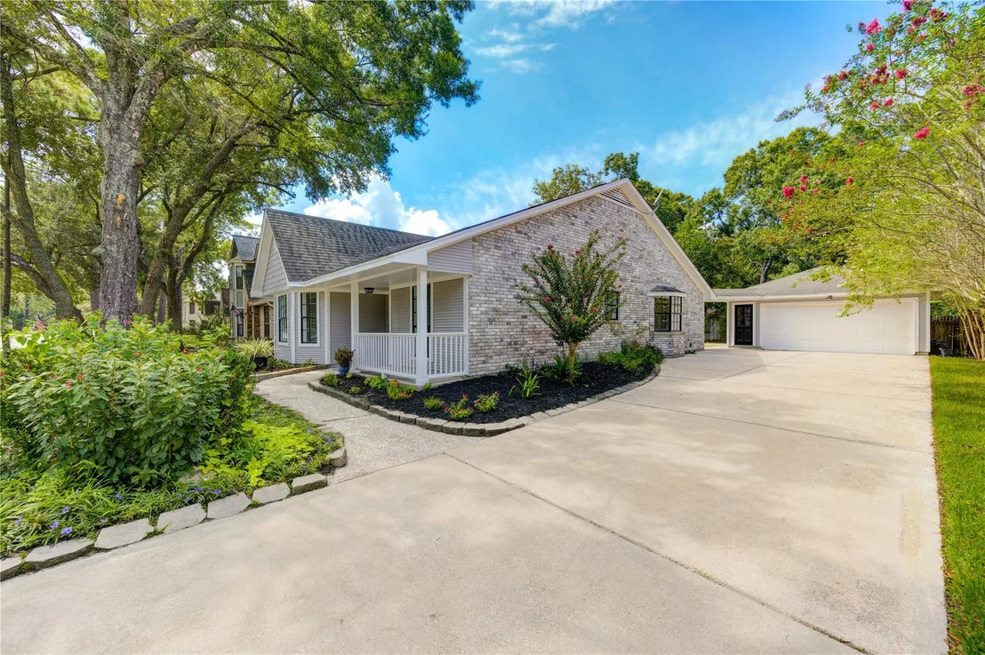 Photo of 711 Nottingham Lane