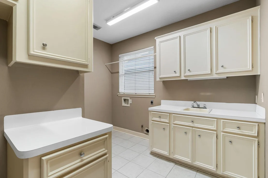 Photo of 117 Lake View Circle