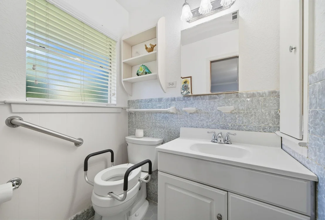 Photo of 8923 Theysen Drive