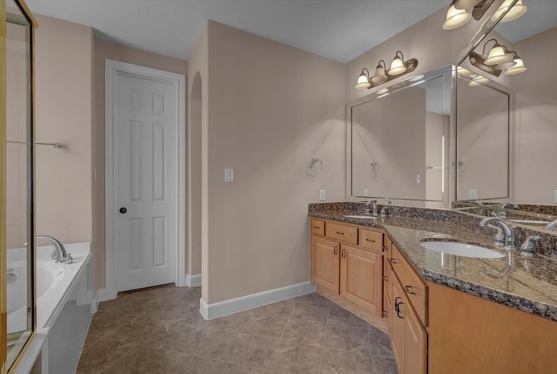 Photo of 21055 Williams Creek Drive