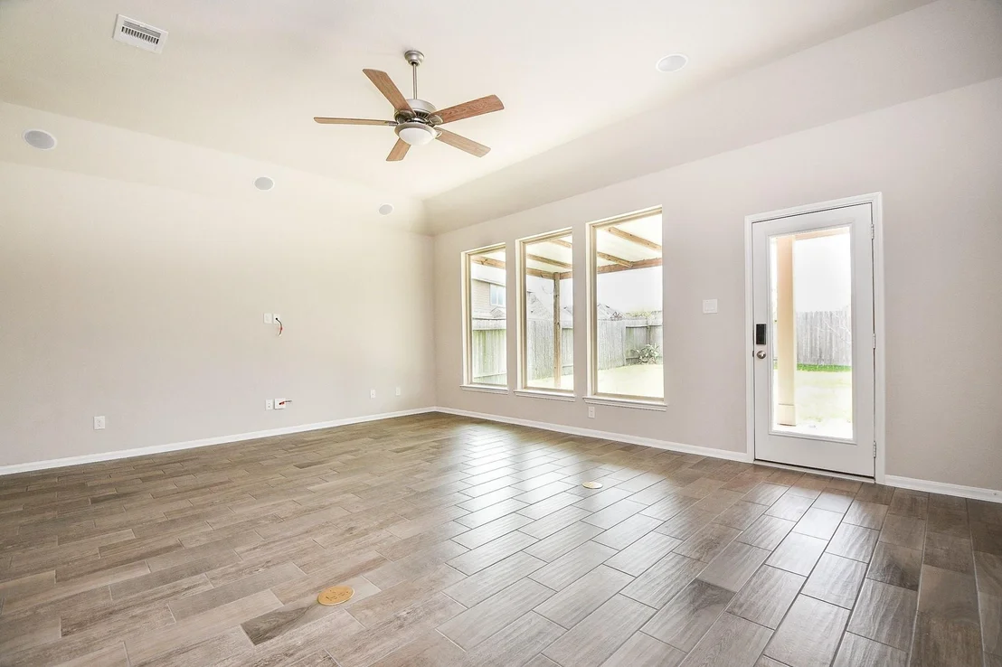 Photo of 5207 Splendid Circle