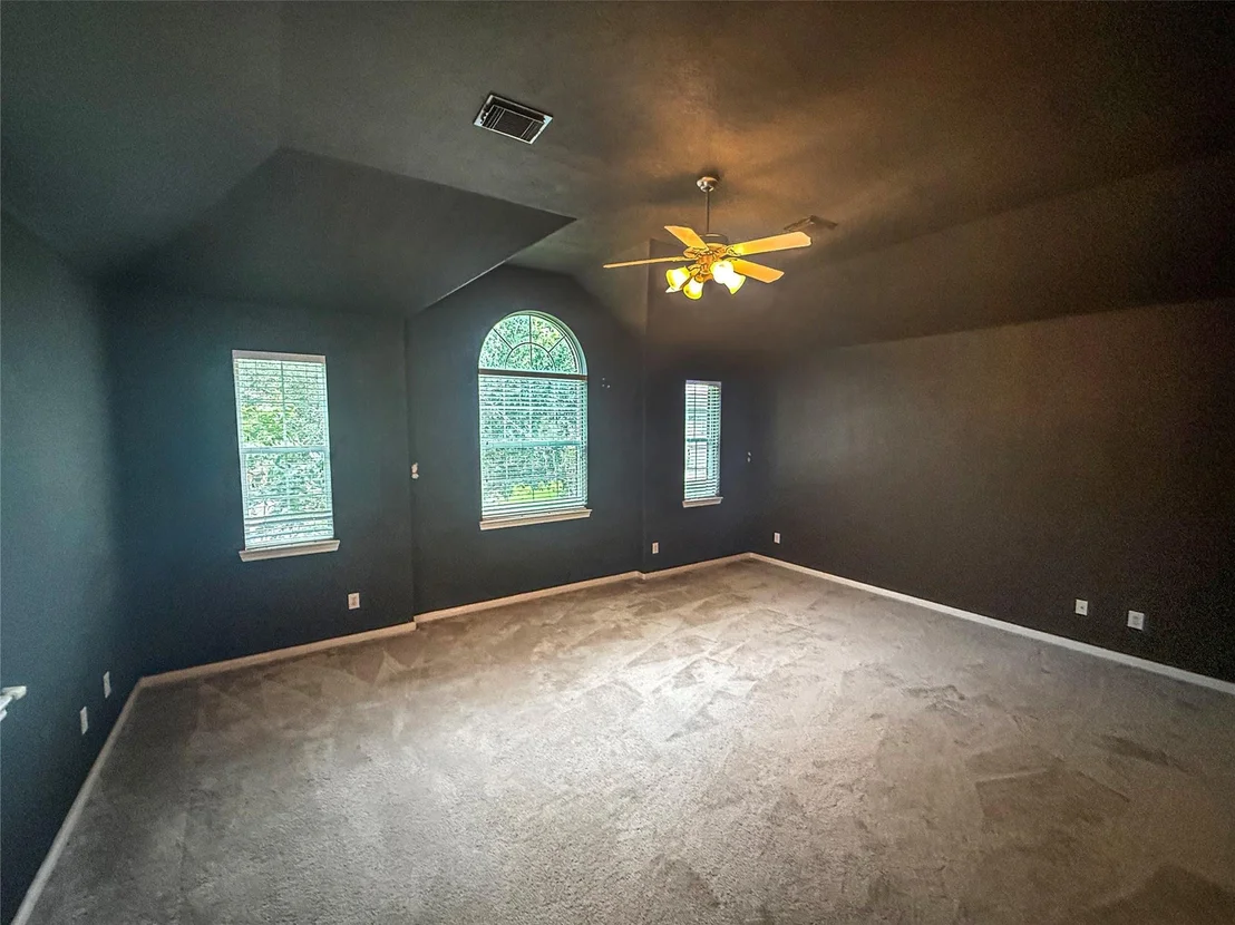 Photo of 19414 Countryroad Drive