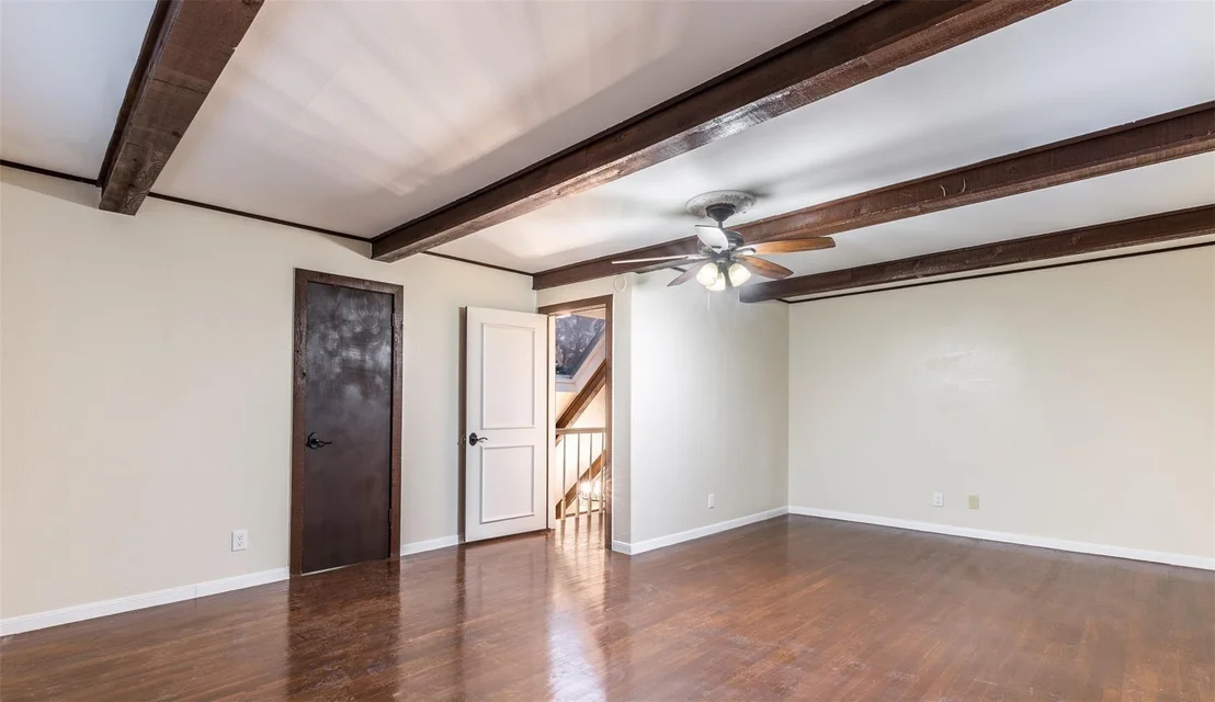 Photo of 417 White Wing Lane