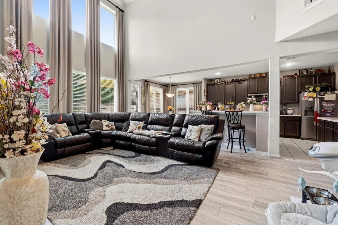 Photo of 30985 Laurel Creek Lane