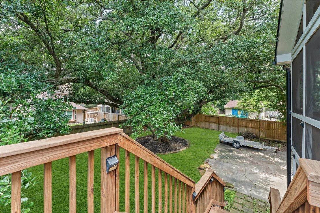 Photo of 15819 Maple Manor Drive