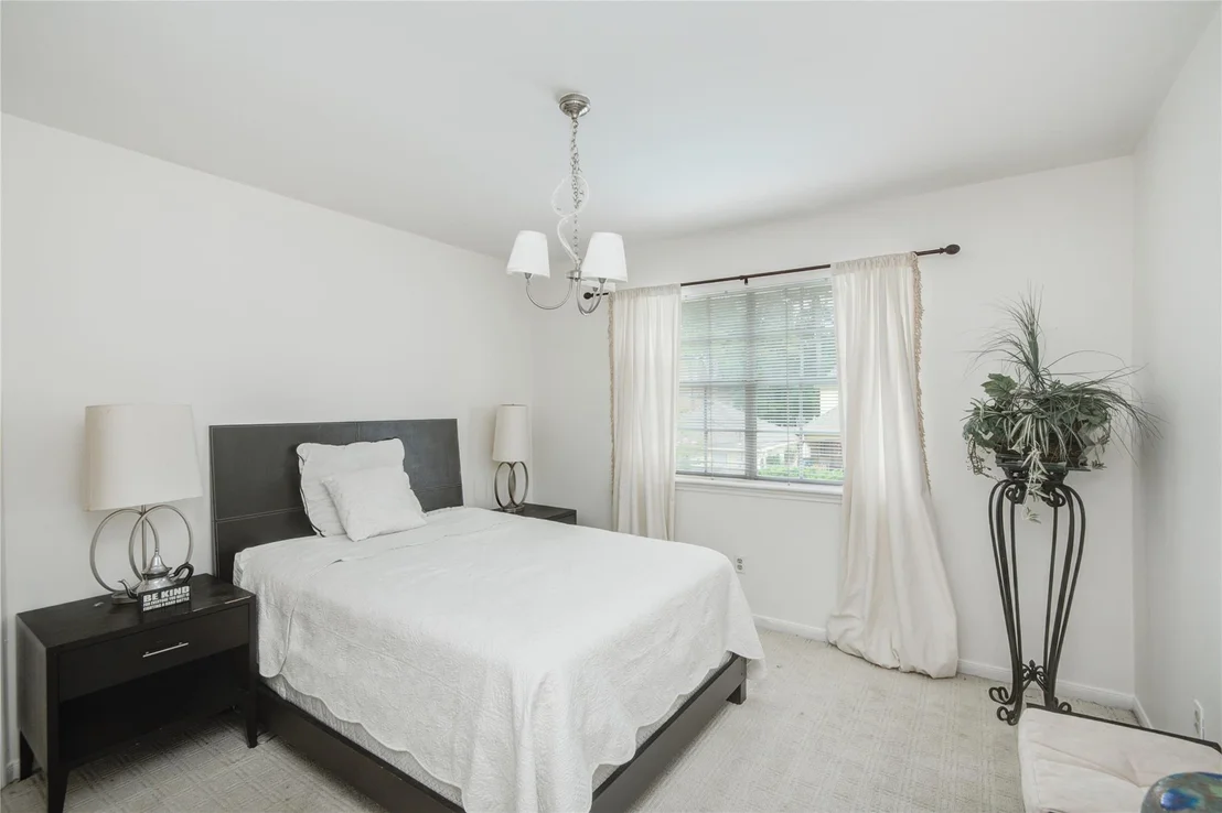 Photo of 15110 Benfer Road