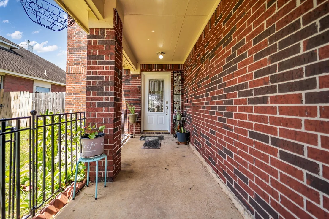Photo of 5531 Dapplewood Lane