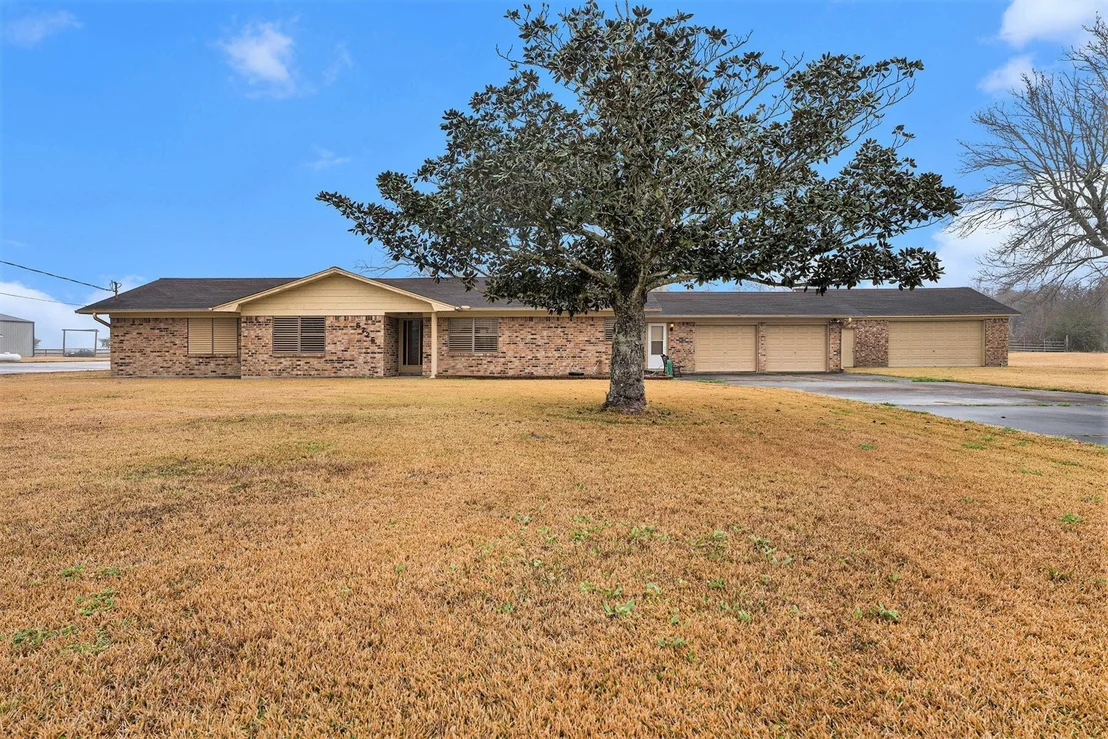 Photo of 5725 Highland Road