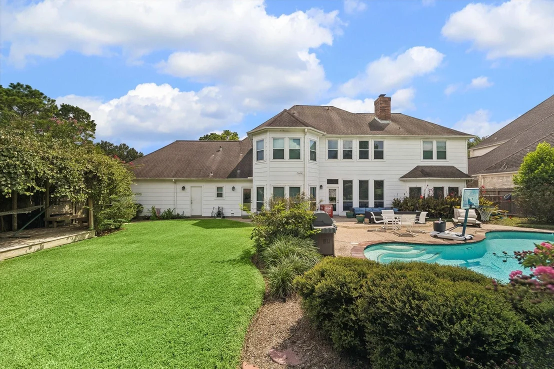 Photo of 20002 Sky Hollow Ln