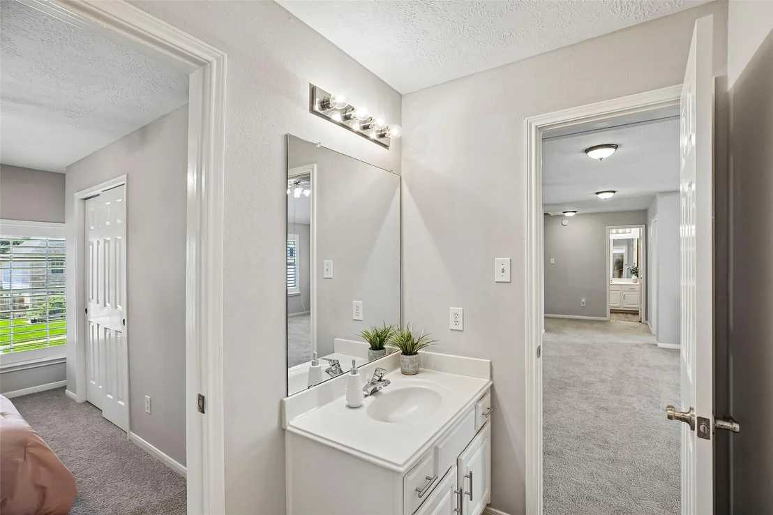 Photo of 227 Cheddington Drive