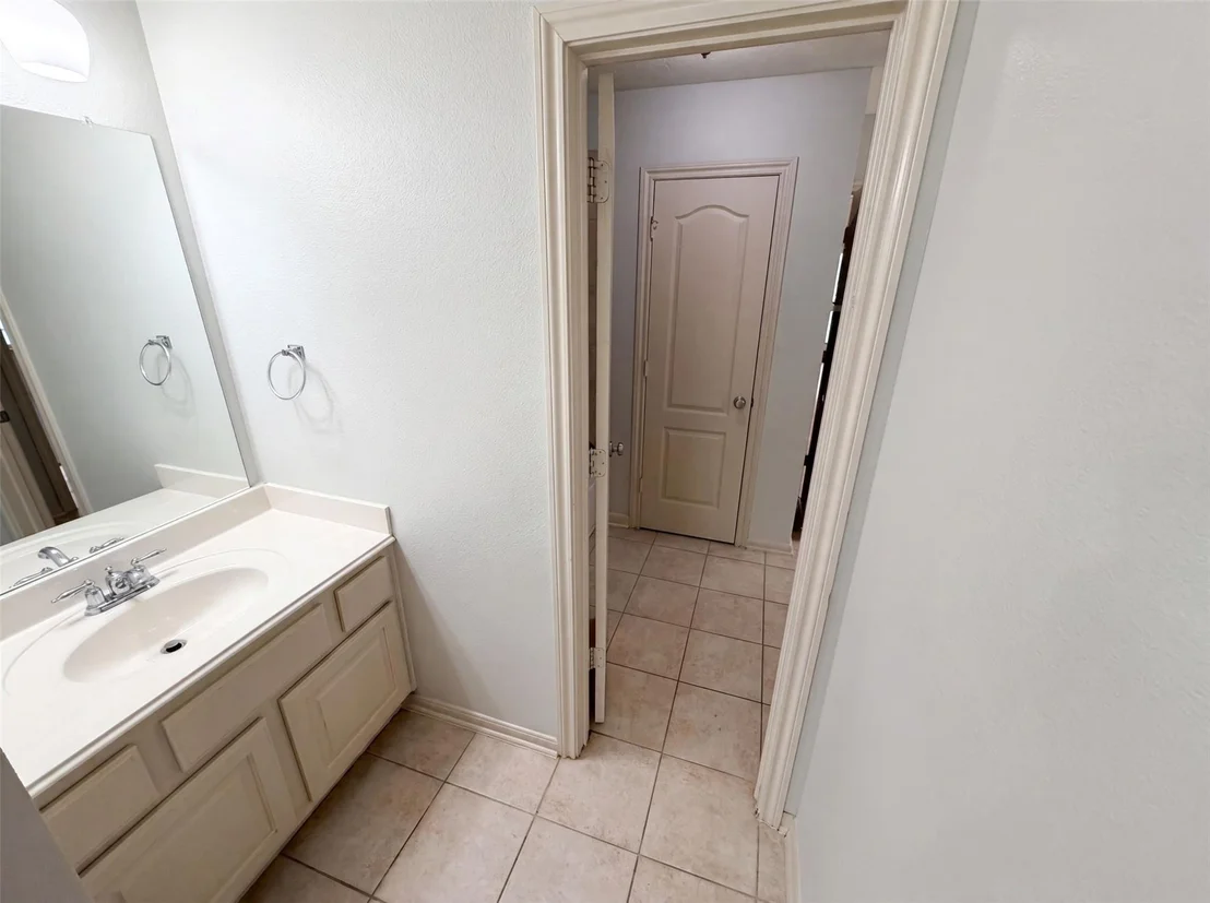 Photo of 15822 Maple Shores Drive