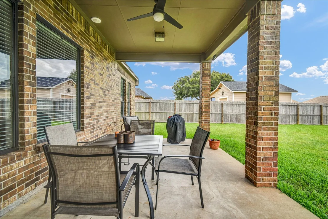 Photo of 1016 Shady Oaks Drive