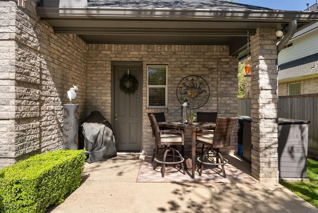 Photo of 27 Snow Pond Place