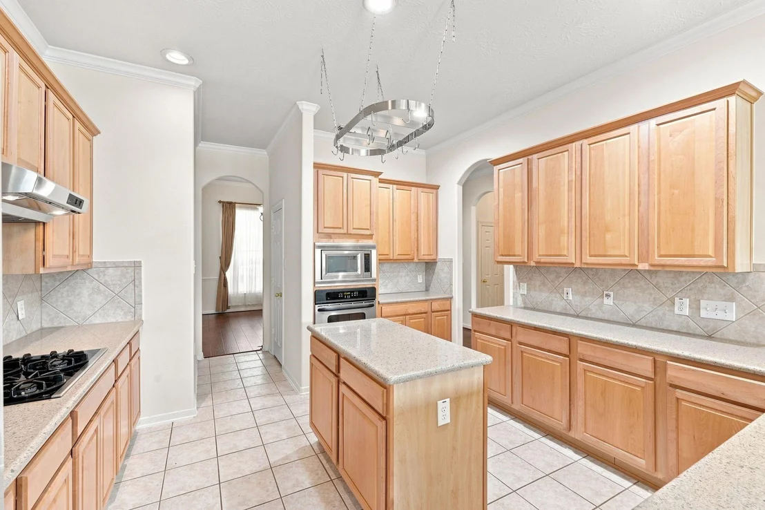 Photo of 6127 Merry Pine Court