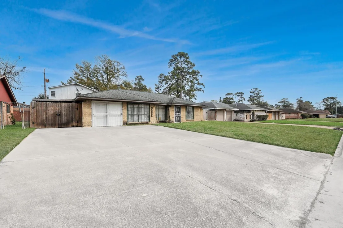 Photo of 10340 Rebel Road