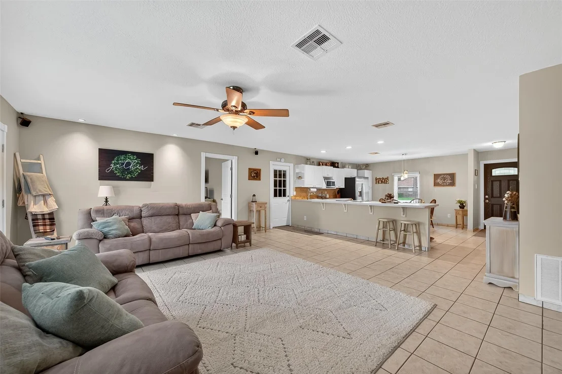 Photo of 3407 Long Shadows St