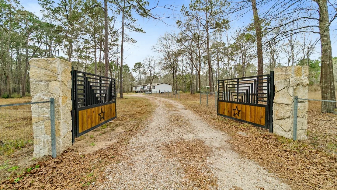 Photo of 7735 N Walker Road