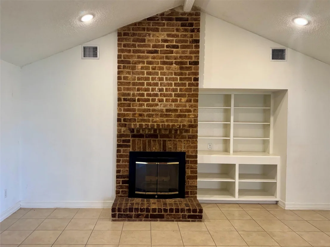 Photo of 6843 Drewlaine Fields Lane