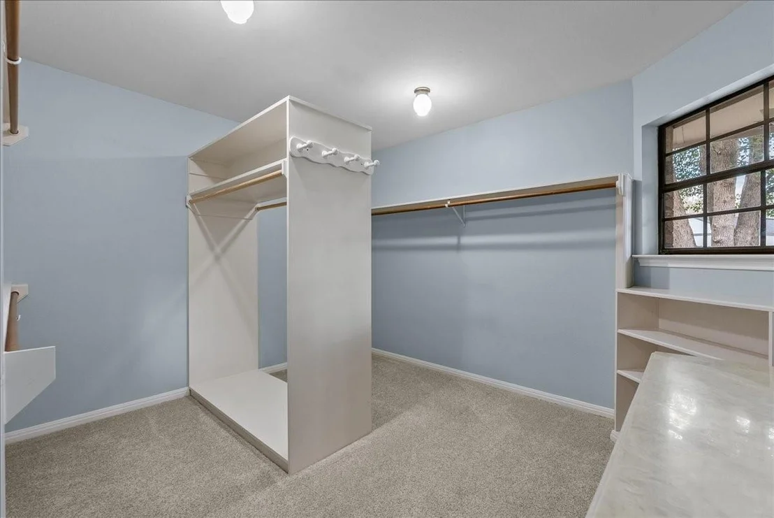 Photo of 710 Bayou Crest Circle