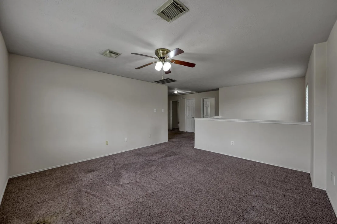 Photo of 23919 Kingbriar Drive