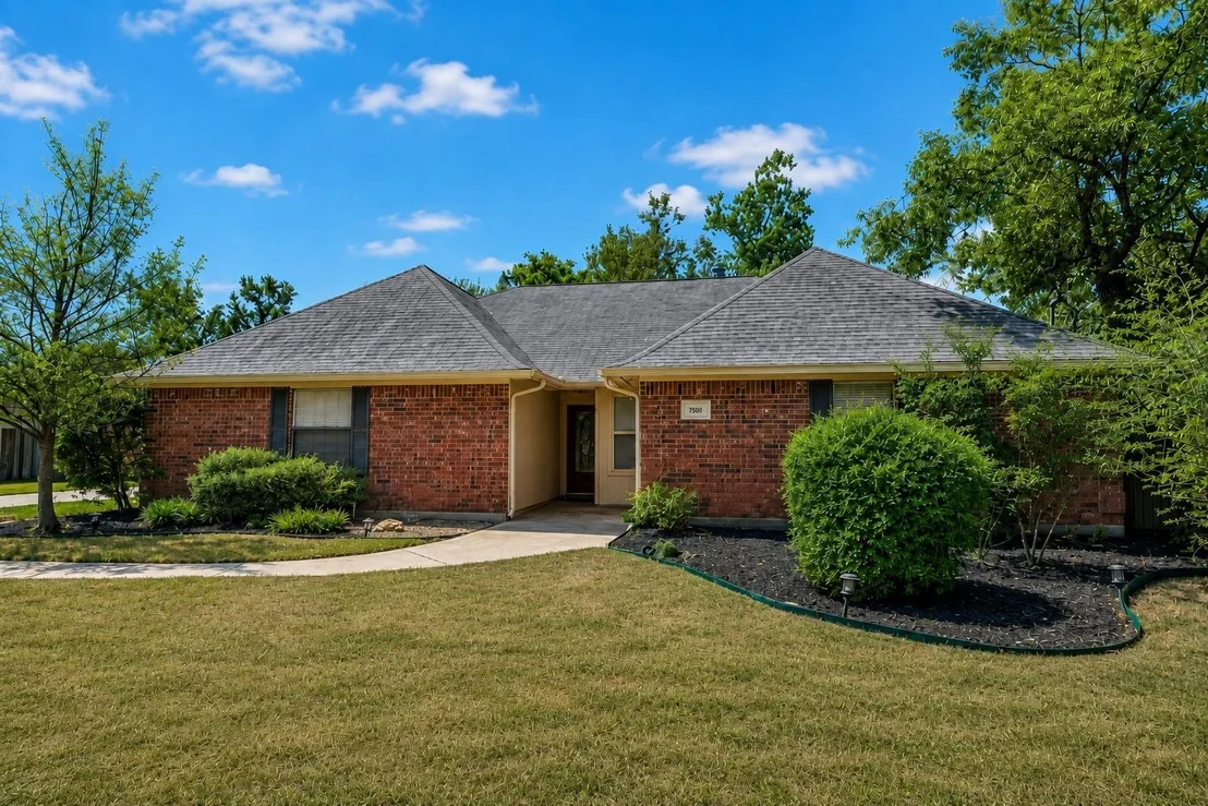 Photo of 7303 Oak Bluff Drive