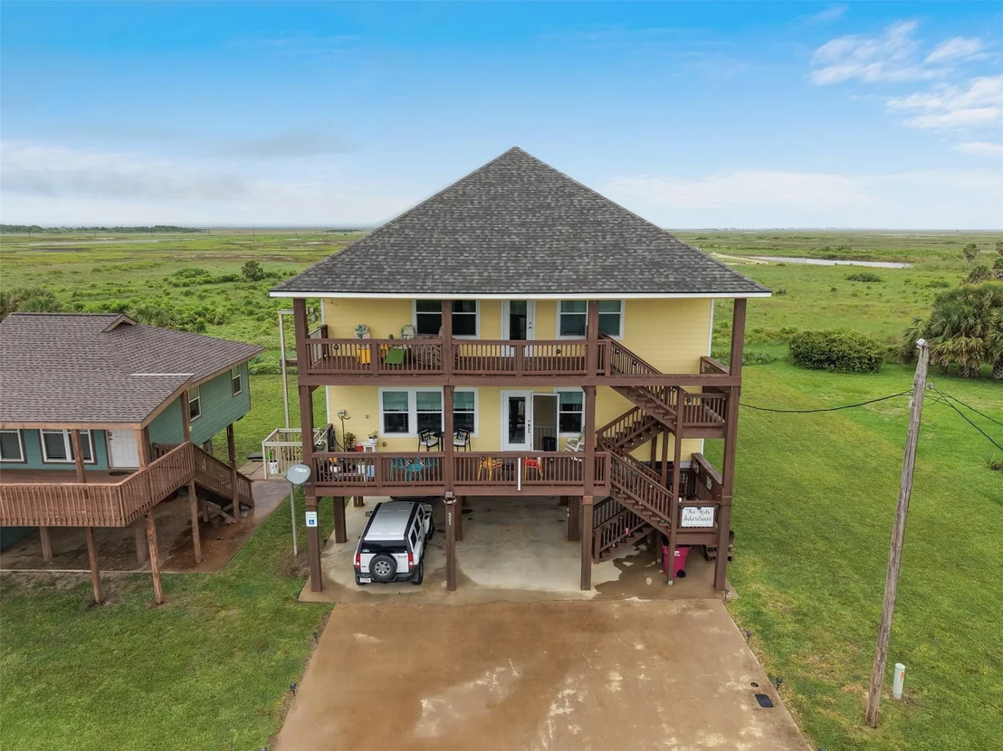 Photo of 521 Beachfront Drive