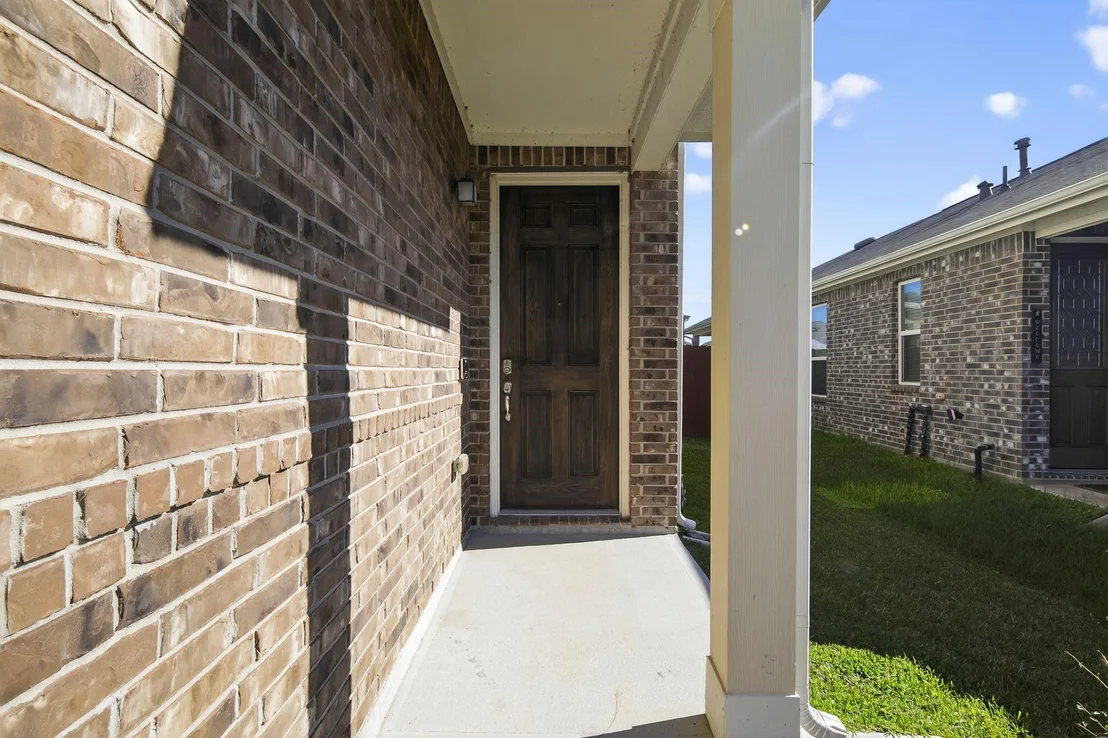 Photo of 15618 Cliffside Arbor Lane