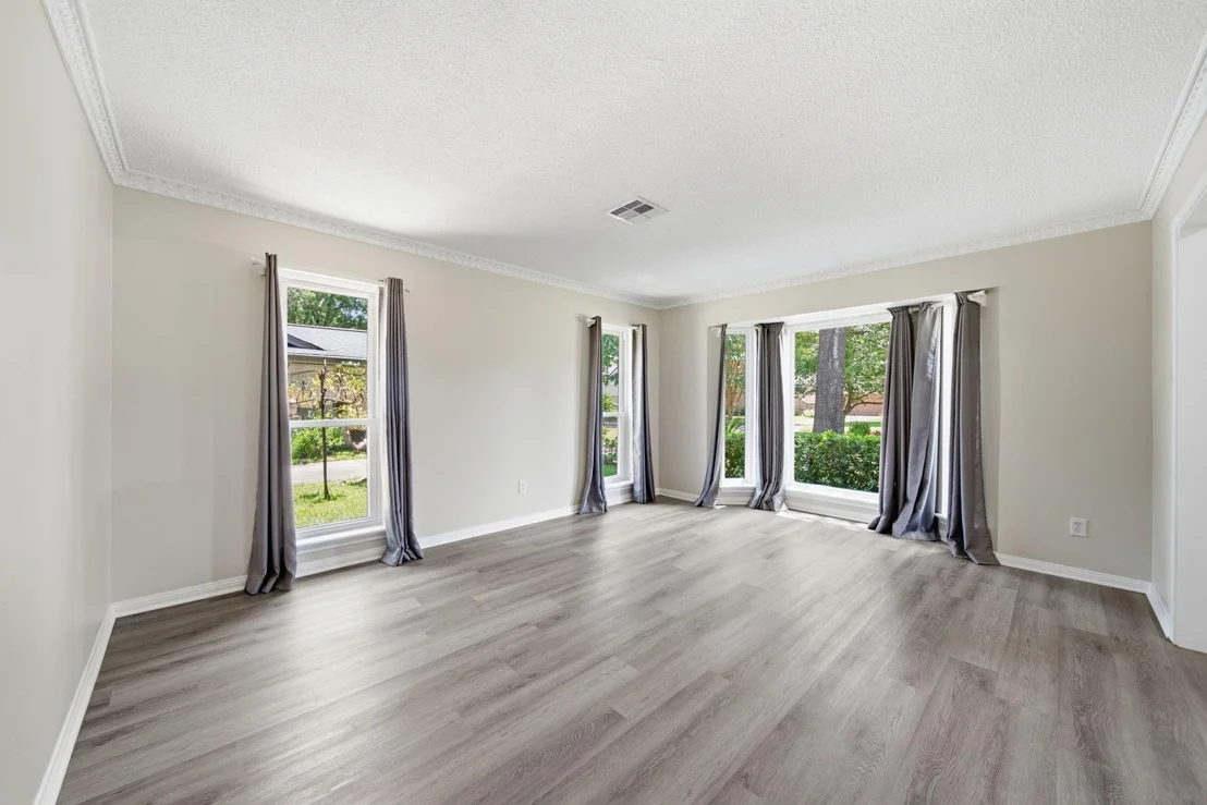 Photo of 626 Magic Oaks Drive