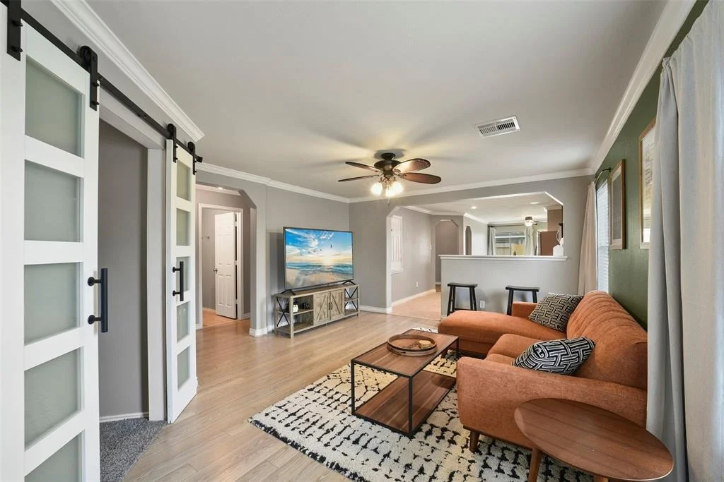 Photo of 1327 Athea Way