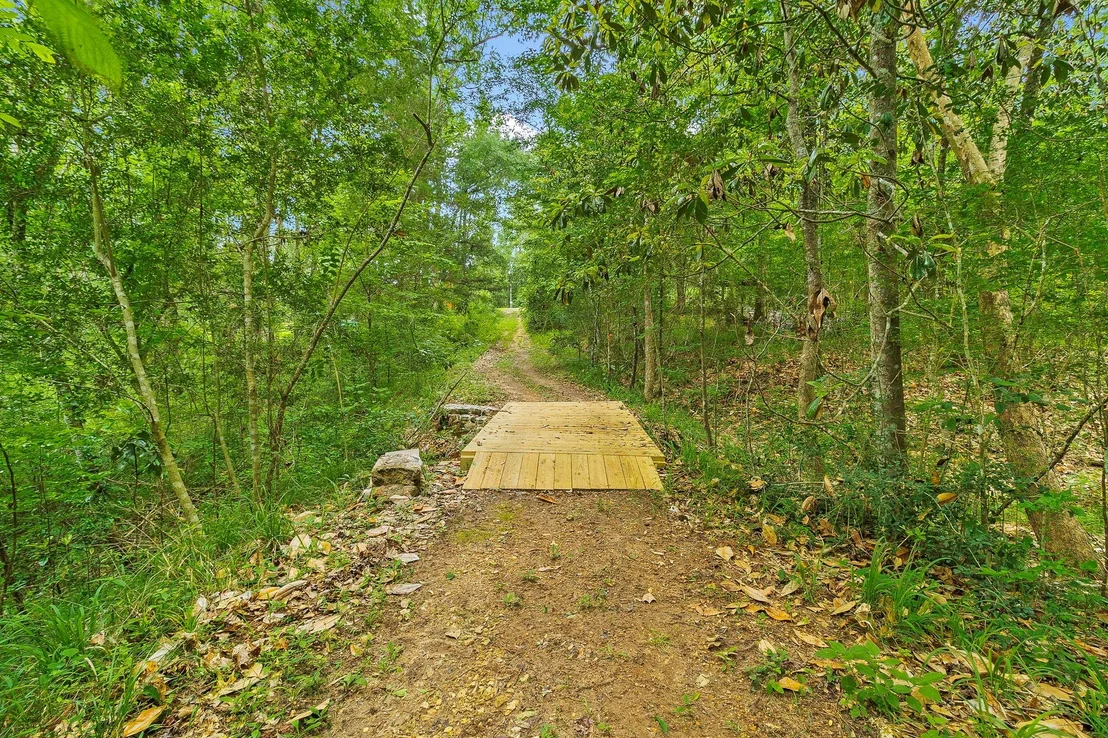 Photo of 300 James Lane