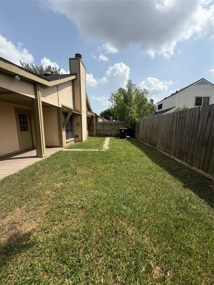 Photo of 13310 Robinglen Drive