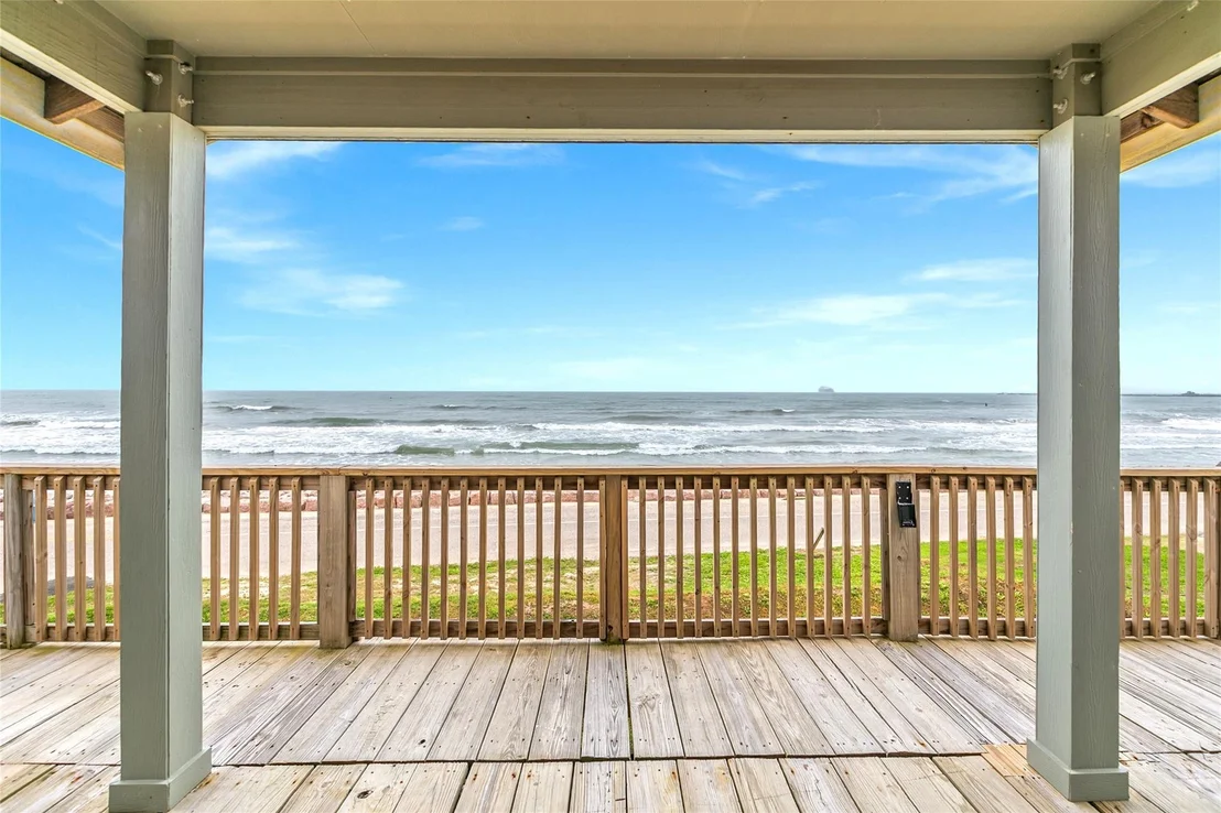 Photo of 902 Beach Drive